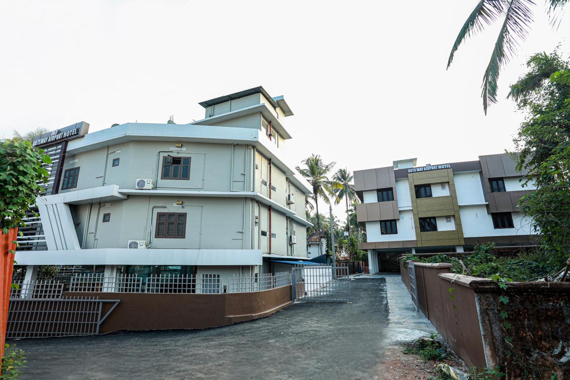 Gateway Airport Hotel Kannur Exterior photo